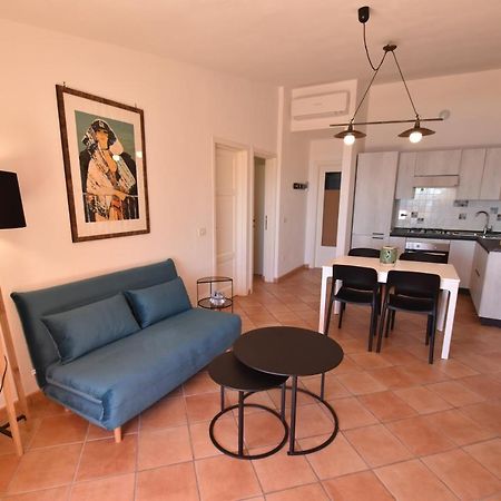 Route 25 - Cavoli - Vista Mare, Con Clima, Terrazza E Posto Auto Apartment Spiaggia di Cavoli Ngoại thất bức ảnh